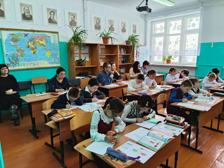 Муниципальный конкурс "Эрхим багша".